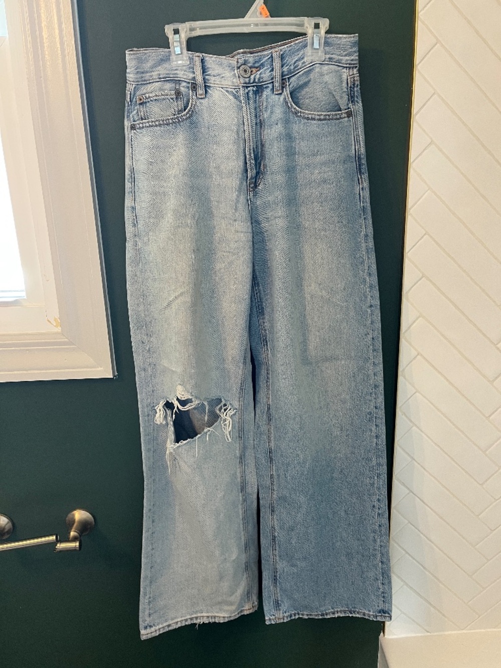 American Eagle Light Wash Jeans